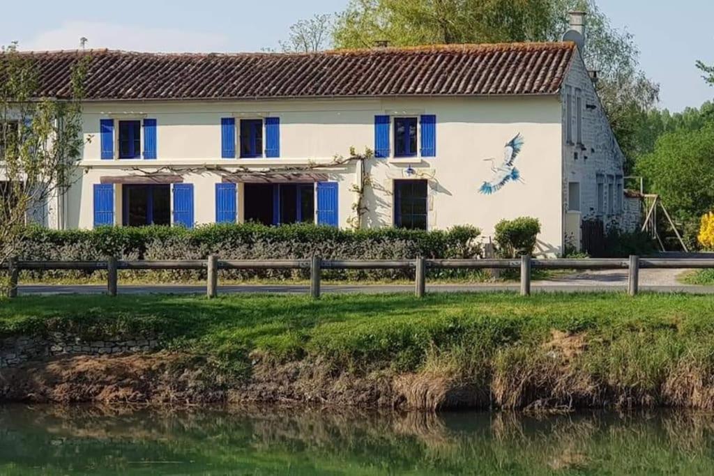 Le Logis Du Heron Coulon Ngoại thất bức ảnh